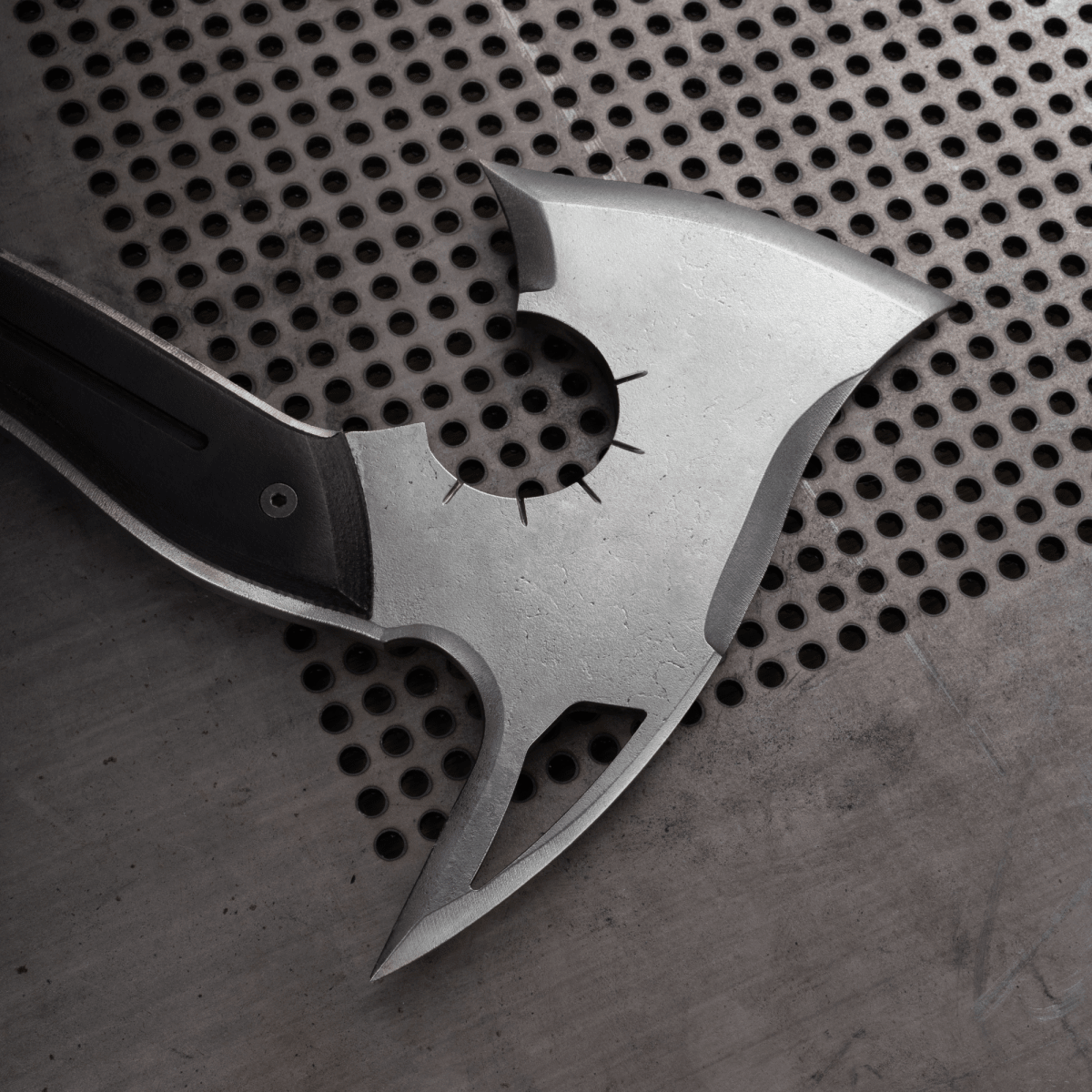 Full tang tomahawk "Requiem" for outdoor tasks